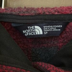 The north face holiday hoodie